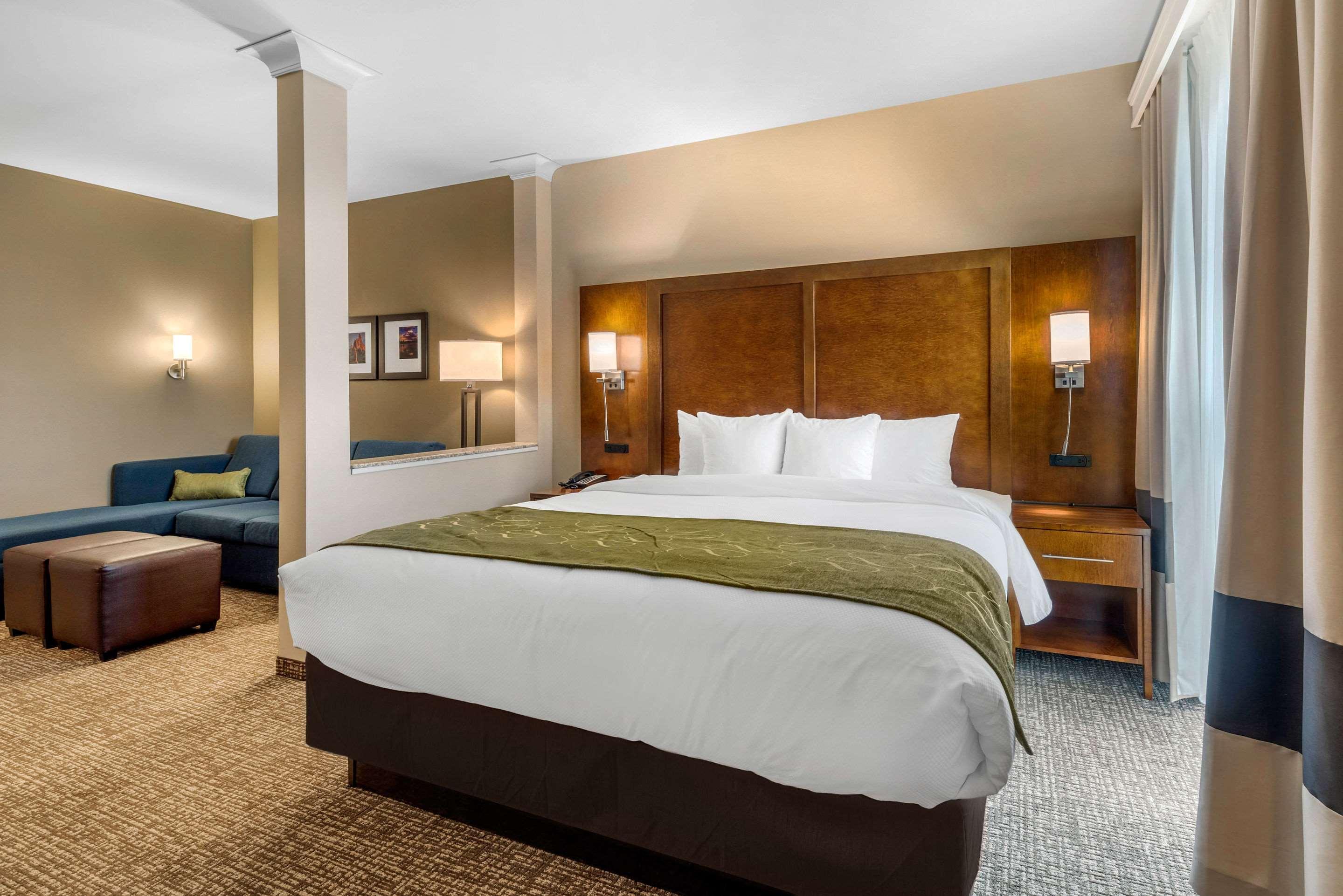 Comfort Suites Denver Near Anschutz Medical Campus Аврора Экстерьер фото
