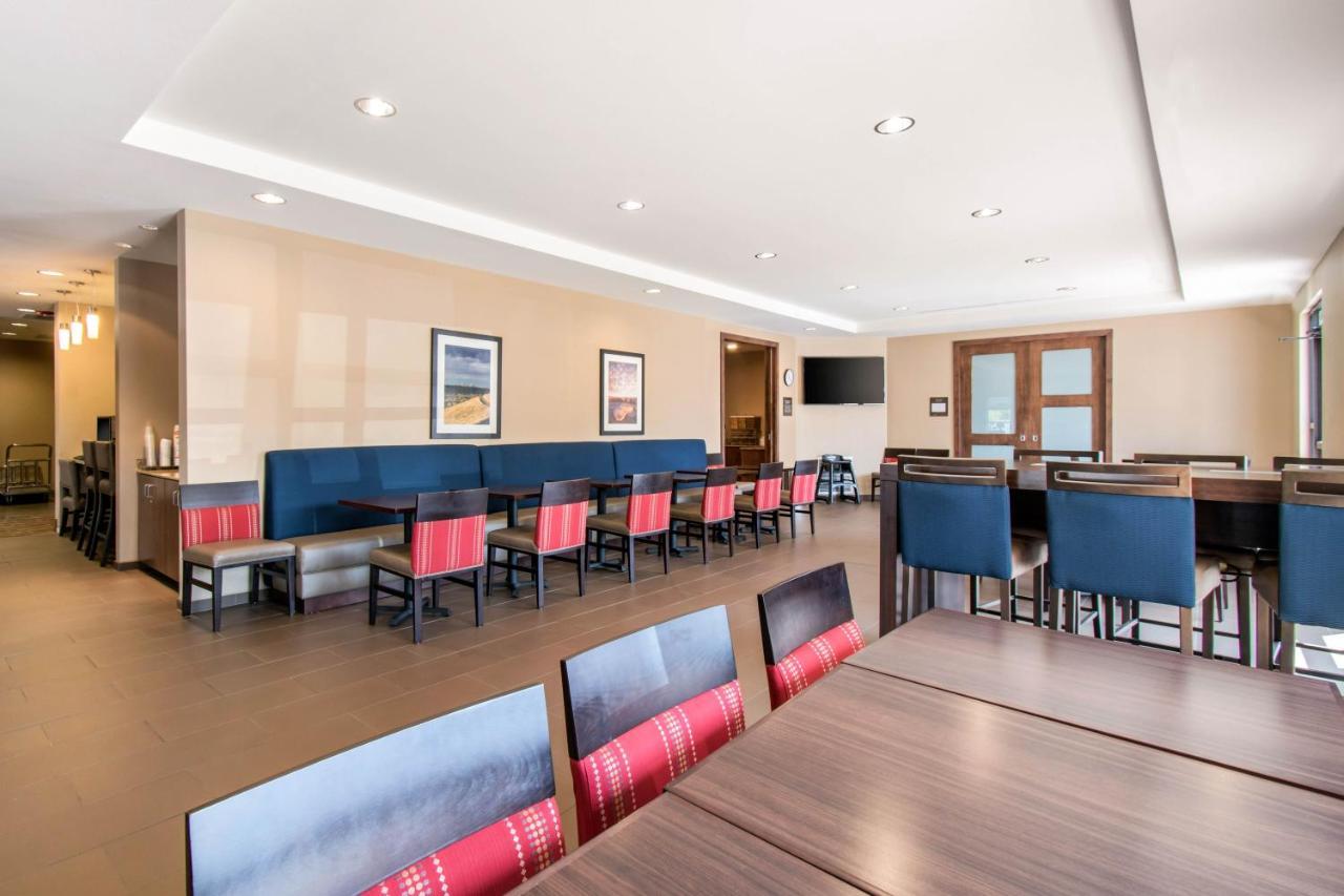 Comfort Suites Denver Near Anschutz Medical Campus Аврора Экстерьер фото